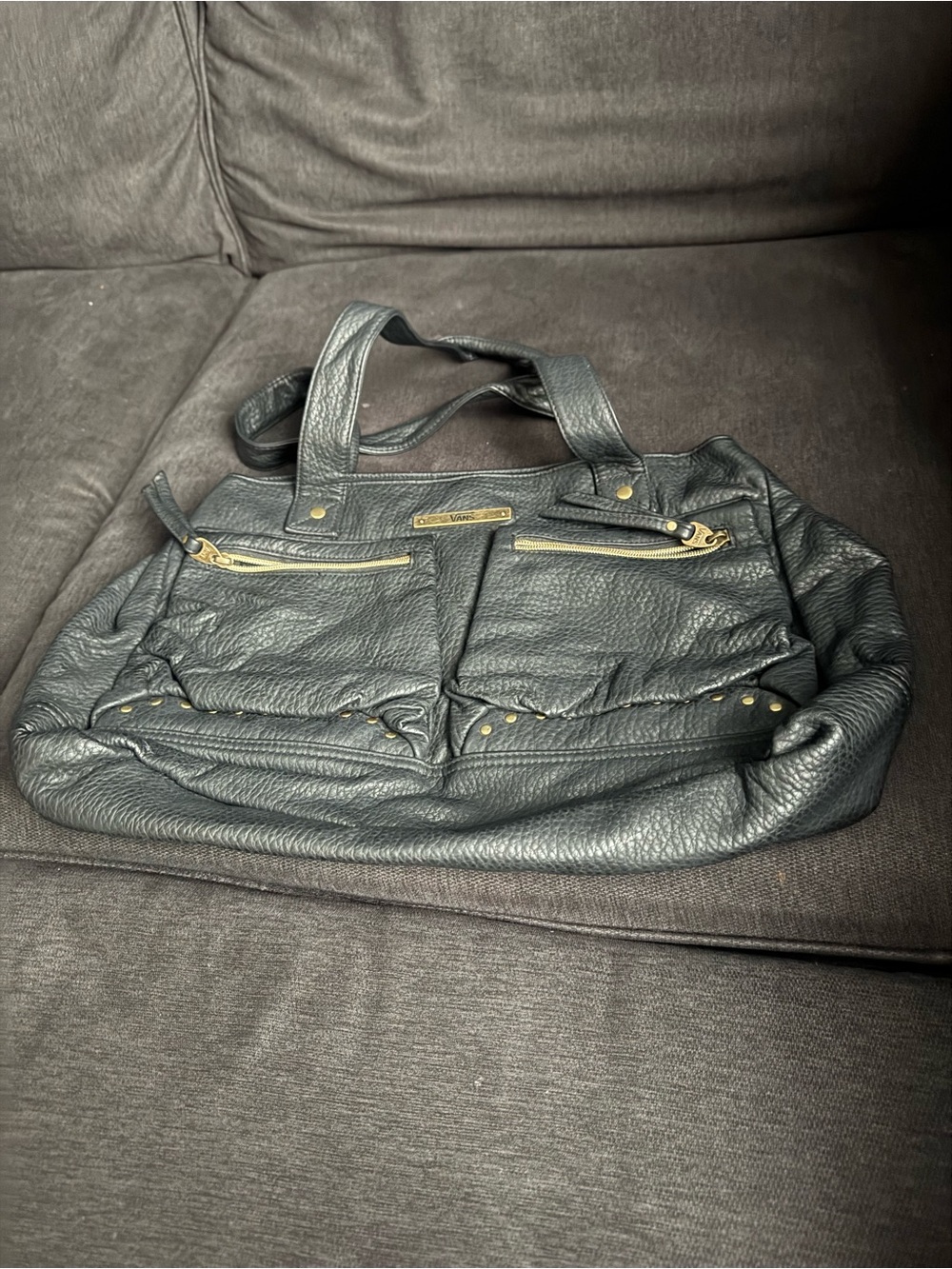 VANS Black Solid Satchel Top Handle Bag, Pebbled, Zip Top, Pockets, Gold